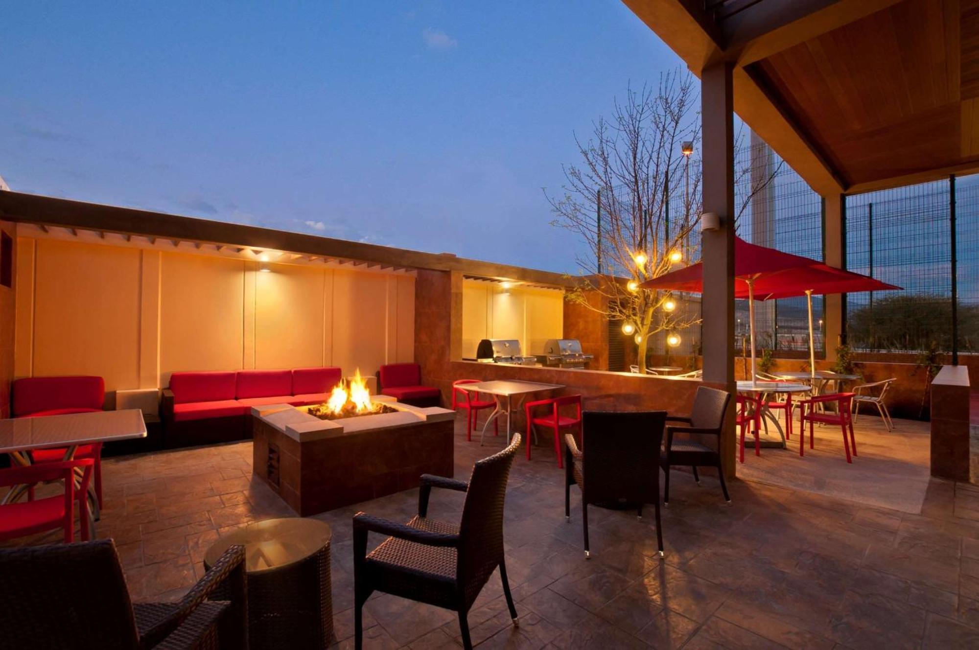 Homewood Suites By Hilton Querétaro Eksteriør bilde