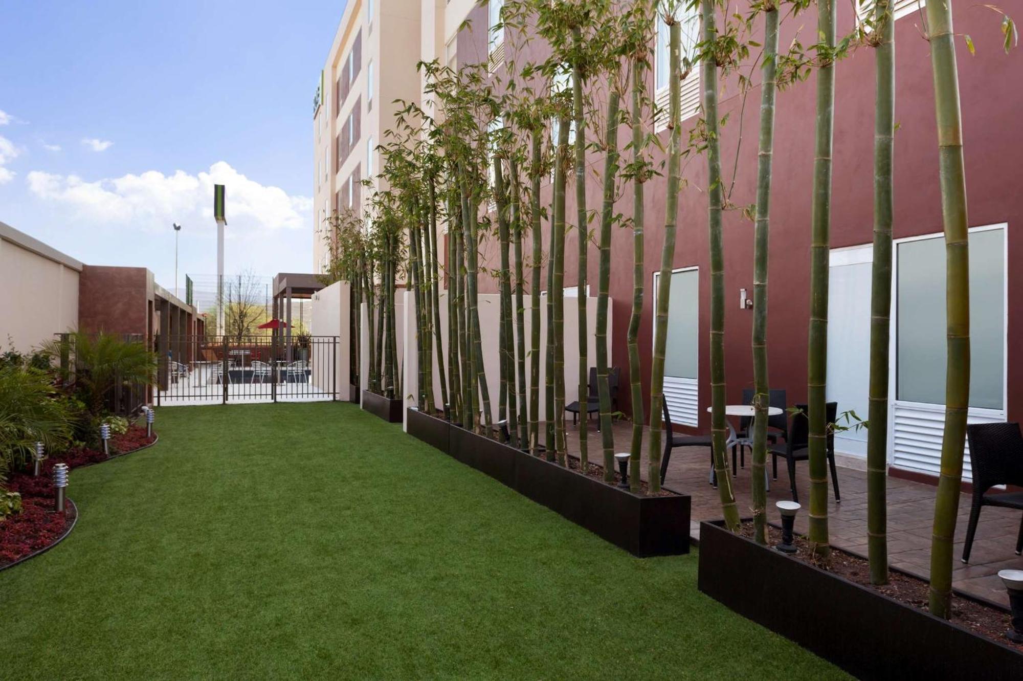 Homewood Suites By Hilton Querétaro Eksteriør bilde